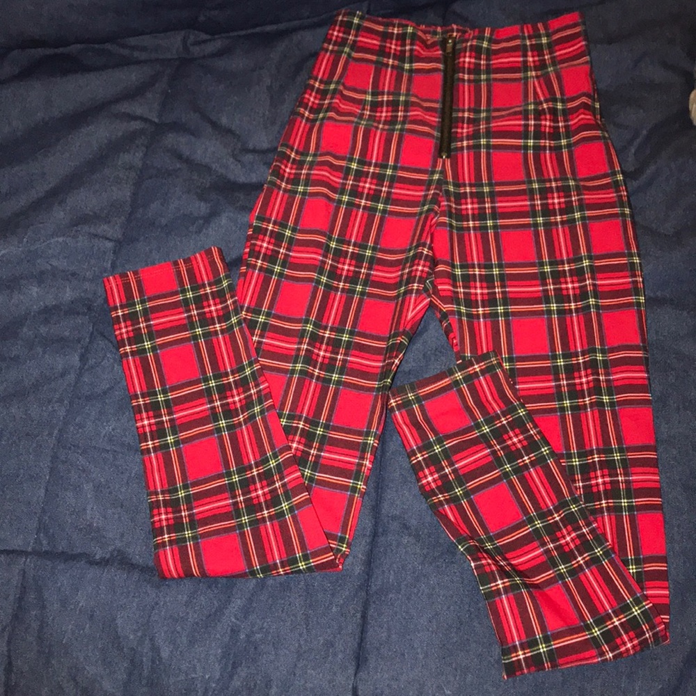 Plaid Crop Pants